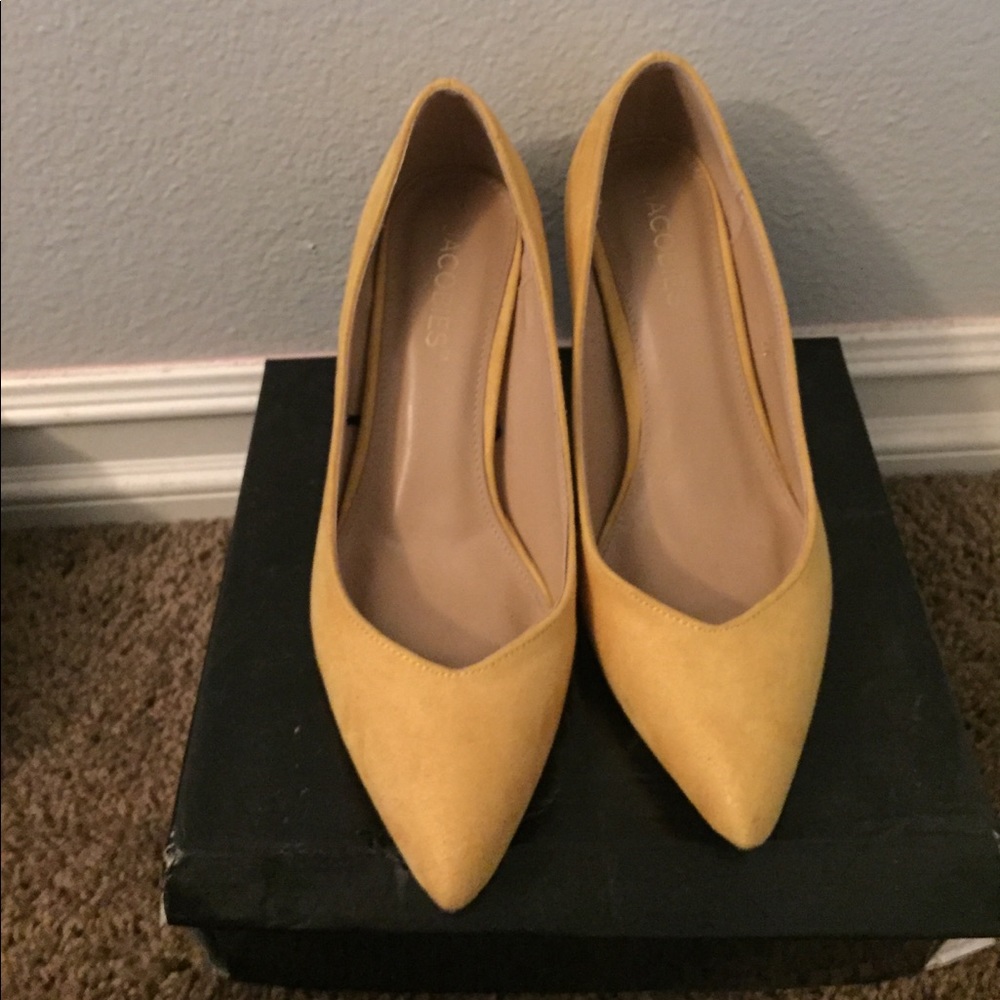 Yellow heels